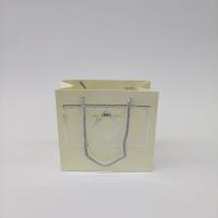 18x15x7 Krem Gümüş Yaldızlı Karton Çanta