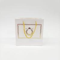 20x20x10 Beyaz Altın Yaldızlı Karton Çanta
